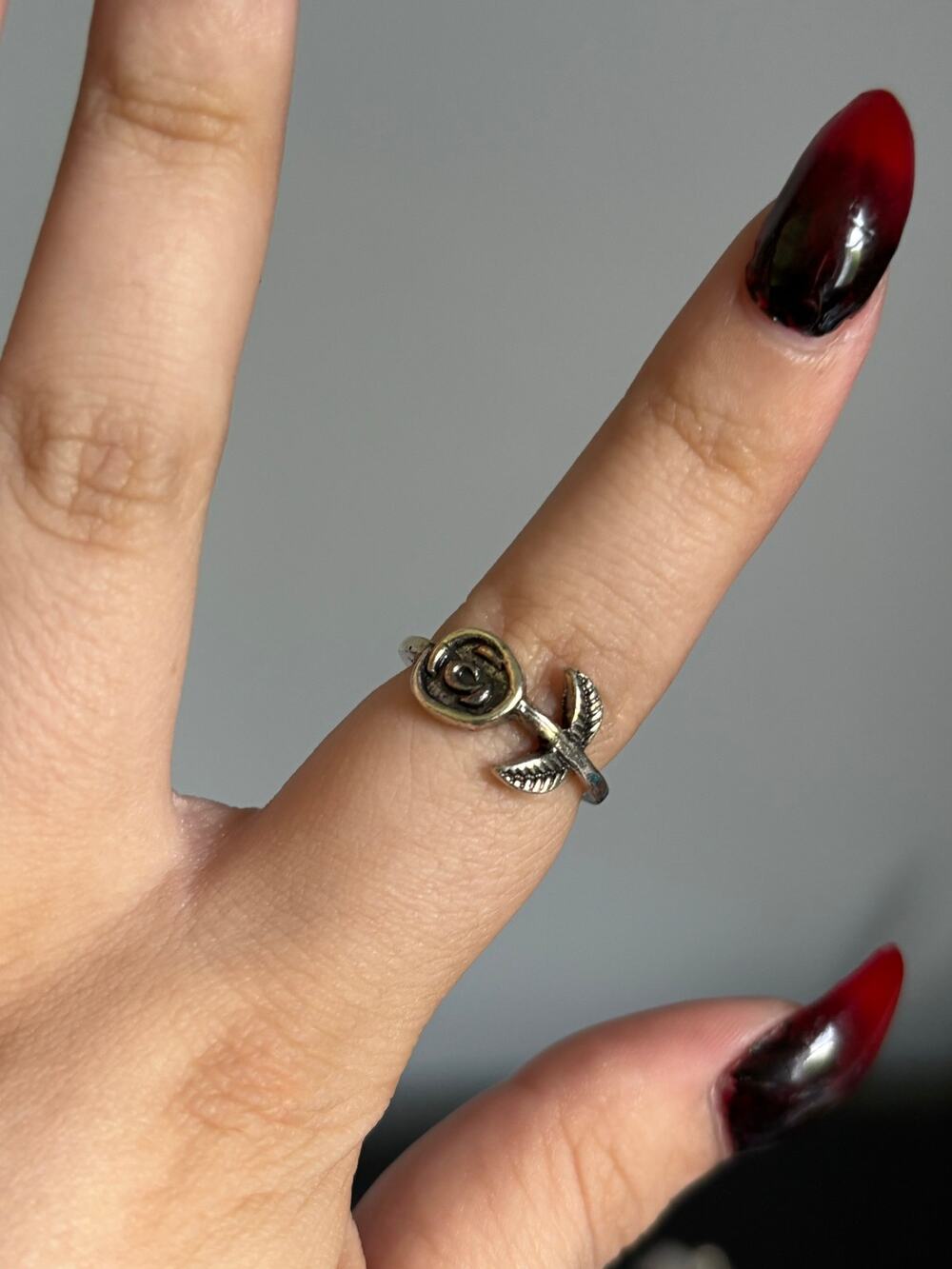 Silver-Tone Rose Flower Ring Size 6